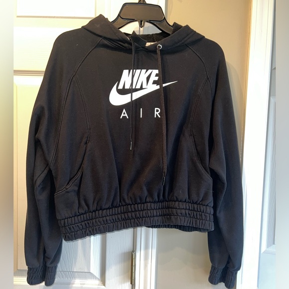 Nike Tops - Womens Nike Air cropped hoodie size medium